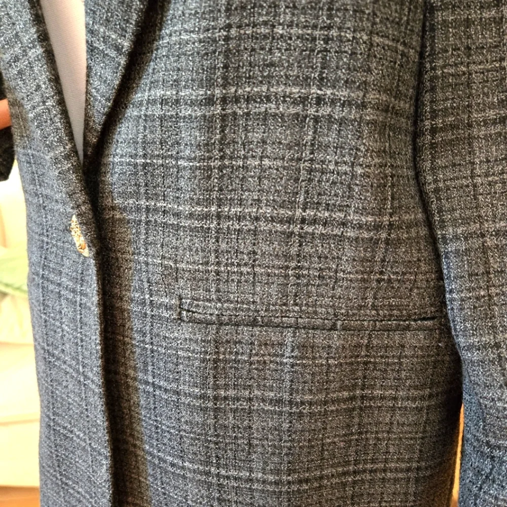 Alice Stuart Grey Plaid Woman's Jacket/Blazer Size Small - Picture 9 of 12